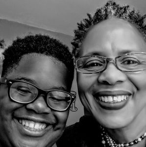 Meet your Posher, Joyce